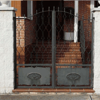 puerta doble forja artistica artesanal